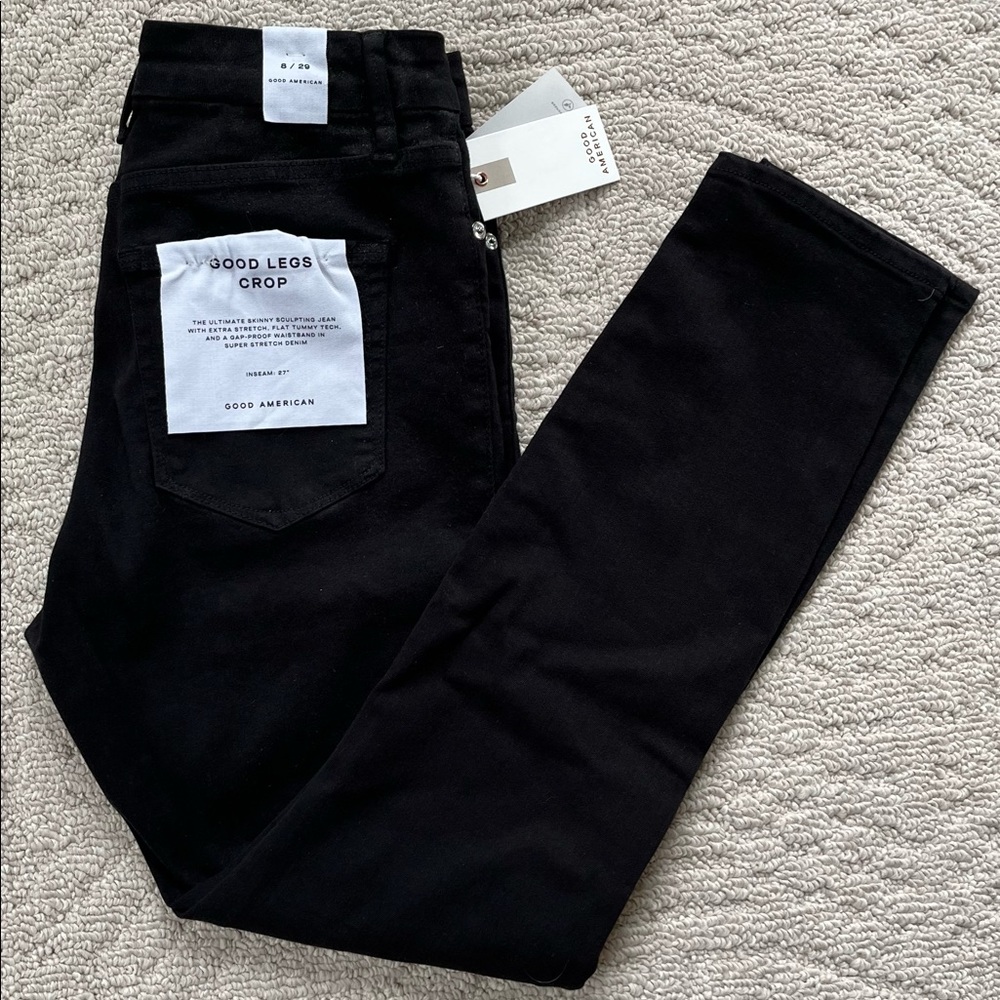 NWT Good American Good Legs Crop Black Size 8/29